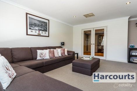 Property photo of 14 Bendee Drive Atwell WA 6164