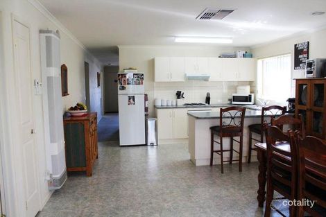 Property photo of 2 Lewana Way Strathfieldsaye VIC 3551