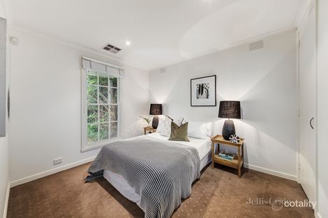 Property photo of 2/34 Deepdene Road Deepdene VIC 3103