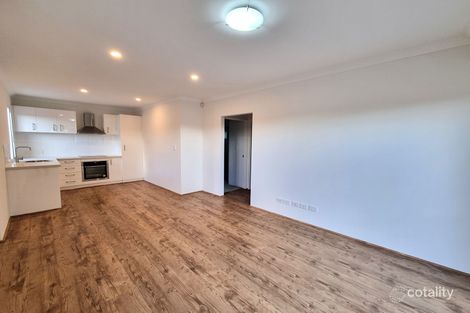 8/1 Acton Ave, Bentley, WA 6102