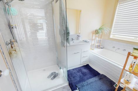 Property photo of 16 Penny Lane Berwick VIC 3806
