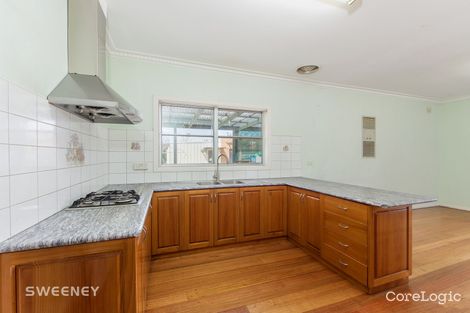 Property photo of 16 Westmoreland Road Sunshine North VIC 3020