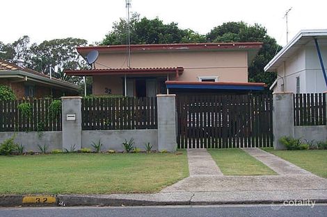 32 Twenty Fourth Ave, Palm Beach, QLD 4221