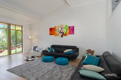 Property photo of 10 Pauline Place Highland Park QLD 4211