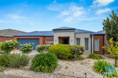 Property photo of 7 Lancefield Drive Caroline Springs VIC 3023