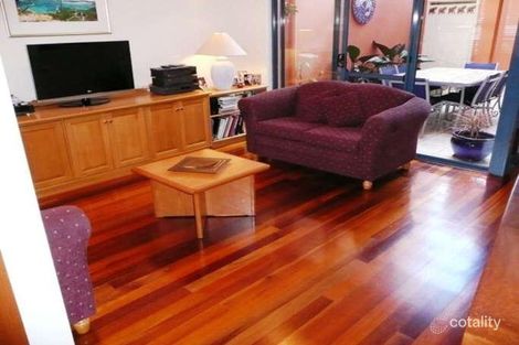 Property photo of 2/8 Swan Street North Fremantle WA 6159