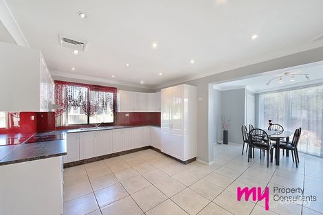 Property photo of 11 Sercial Place Eschol Park NSW 2558