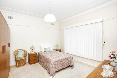 Property photo of 10 Riverview Road Oyster Bay NSW 2225