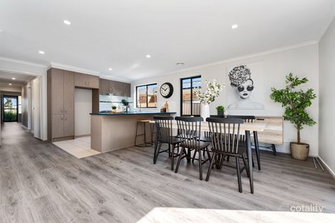 Property photo of 8 Connata Place Harkness VIC 3337