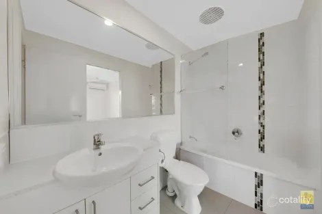 Property photo of 1/15 Morris Avenue Calliope QLD 4680