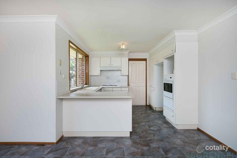 Property photo of 4 Andiah Close San Remo NSW 2262