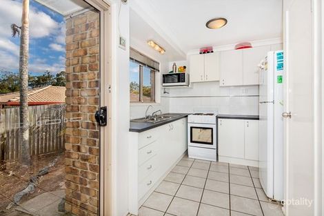 Property photo of 13 Manhattan Drive Eagleby QLD 4207