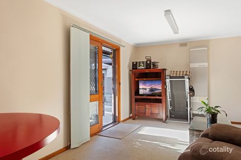 Property photo of 8 Park Avenue Golden Square VIC 3555