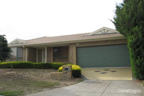 Property photo of 11 Aikshaw Close Hillside VIC 3037