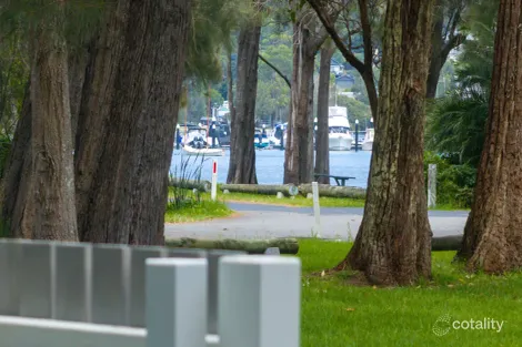 Property photo of 4 Owanda Crescent Killcare NSW 2257