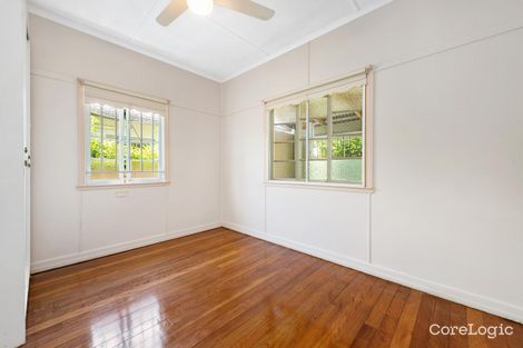 Property photo of 560 Oxley Avenue Redcliffe QLD 4020