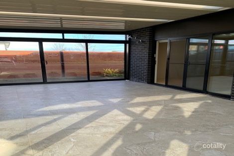 Property photo of 2 Tulip Way Keysborough VIC 3173