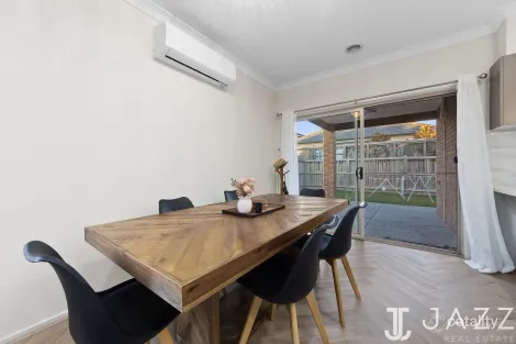 Property photo of 22 Calypso Crescent Point Cook VIC 3030