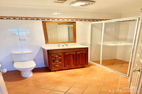 Property photo of 48 Woodhill Link Jerrabomberra NSW 2619
