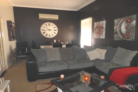 Property photo of 33 Murringo Street Young NSW 2594