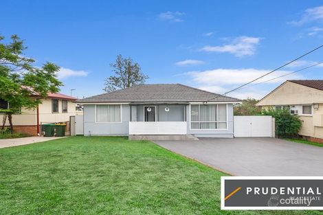 Property photo of 21 Quist Avenue Lurnea NSW 2170