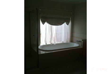Property photo of 9 Osmington Circle Narre Warren South VIC 3805