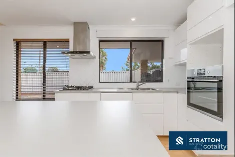 Property photo of 16 Choseley Place Langford WA 6147