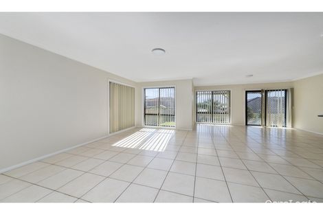 Property photo of 37 Mannow Avenue West Hoxton NSW 2171