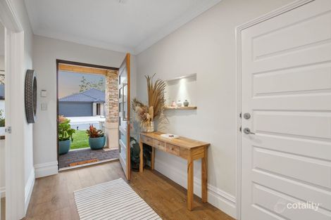 Property photo of 19 Pitsford Chase Aveley WA 6069