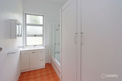 Property photo of 10 Samford Road Leichhardt QLD 4305