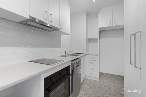Property photo of 2/5 Westerham Street Taringa QLD 4068