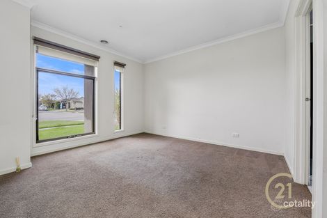 Property photo of 50 Bacchus Road Cranbourne West VIC 3977