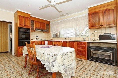 Property photo of 51 Glasgow Avenue Reservoir VIC 3073