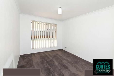 Property photo of 2 Kate Link Piara Waters WA 6112