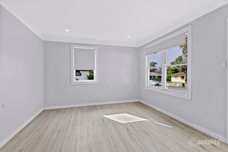 Property photo of 6 Rotorua Street Lethbridge Park NSW 2770
