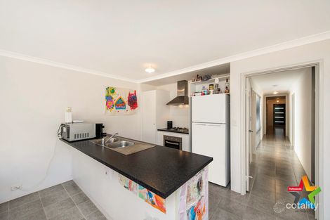 Property photo of 2 Pintabona Drive Sinagra WA 6065