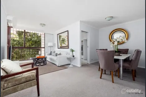 Property photo of 2D/20-22 Onslow Avenue Elizabeth Bay NSW 2011