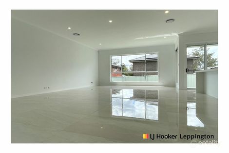 Property photo of 22 Sun Road Leppington NSW 2179