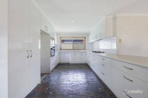 Property photo of 7 Carramar Crescent Warrnambool VIC 3280