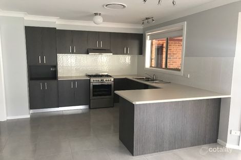 Property photo of 13 White Cliffs Avenue Hoxton Park NSW 2171