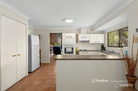 Property photo of 19 Nubara Street Mansfield QLD 4122