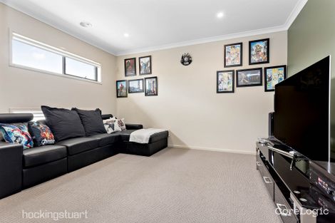 Property photo of 14 Wistow Chase Wollert VIC 3750