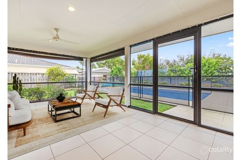 Property photo of 13 Mawson Court Urraween QLD 4655