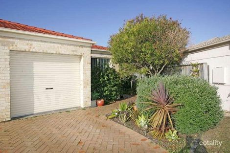5 Harold Cl, Bateau Bay, NSW 2261