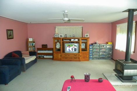Property photo of 11 Golf Links Drive Watanobbi NSW 2259