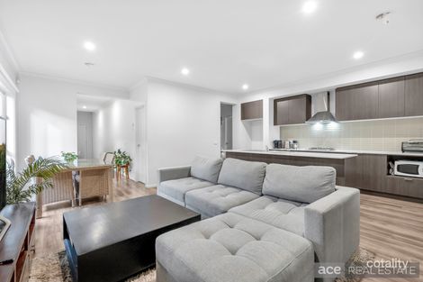 Property photo of 52 Abbotswick Circuit Williams Landing VIC 3027