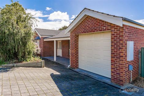 Property photo of 8 Gare Court Victor Harbor SA 5211