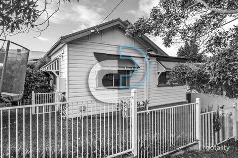 Property photo of 73 Woodstock Street Mayfield NSW 2304