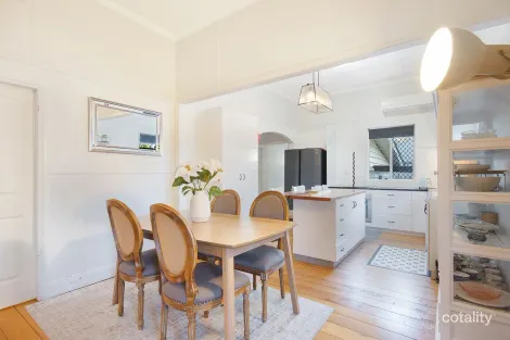 Property photo of 41 Wallace Street Newtown QLD 4350