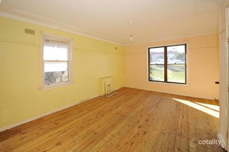 Property photo of 52 Lasseter Avenue Chifley NSW 2036